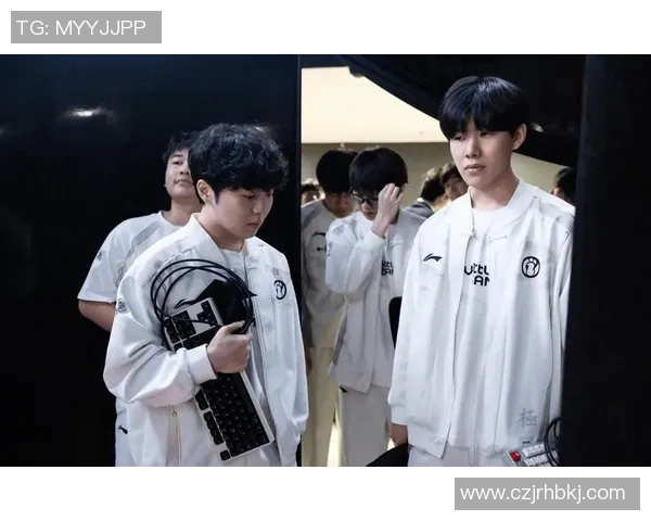 电竞新闻世界冠军杯赛中IG战队意识表现深度解析与点评